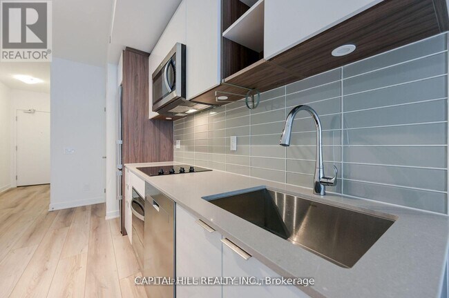 Photo du bâtiment - 543 Richmond St W