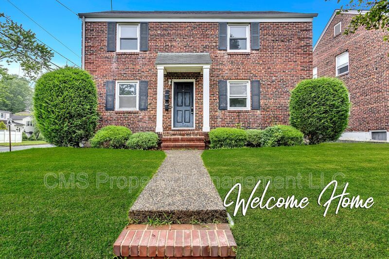 Primary Photo - 401 Sanford Ave