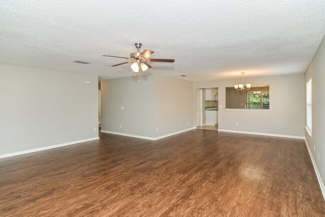 Building Photo - 13434 Ashford Wood Ct E