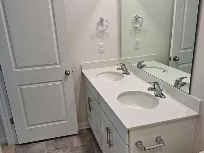 Foto del edificio - Brand new 3 Bedroom Townhome in Arden