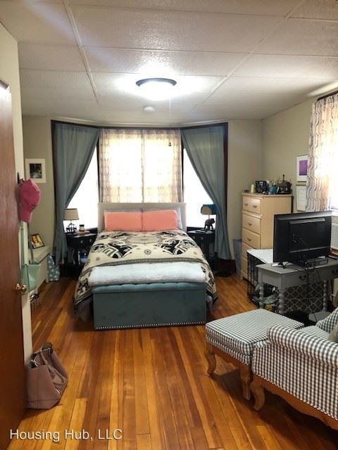 Foto del edificio - 389 Maple St