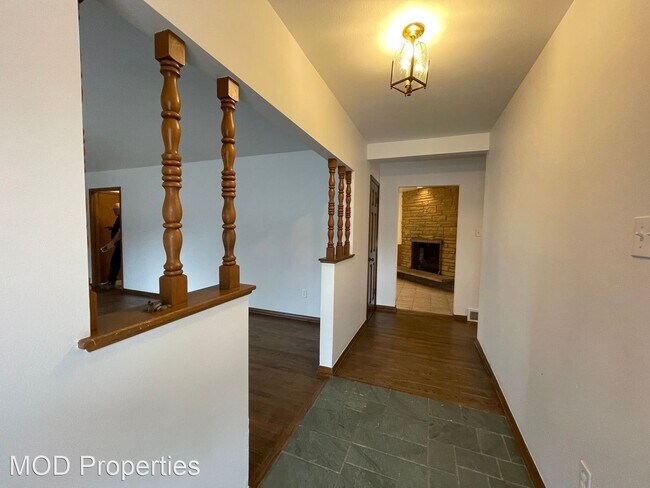 Building Photo - 5 br, 3 bath House - 11770 W 29th Place