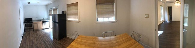 Foto del edificio - 44009 Easy St