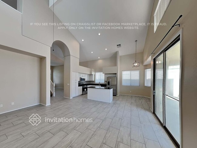 Foto del edificio - 8787 W Augusta Ave