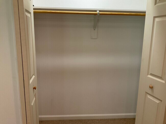 Foto del edificio - 1437 Glenside Grn