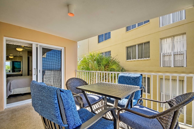 Photo - 19610 Gulf Blvd Apartment