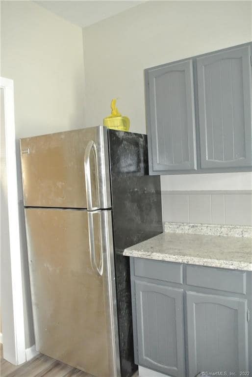 Building Photo - 302 Soundview Ave