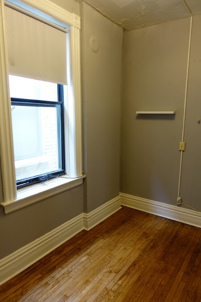 Foto del edificio - 953 W Armitage Ave