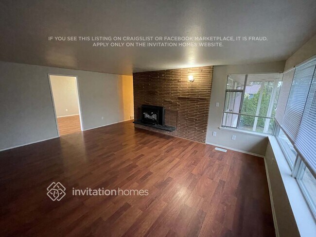 Foto del edificio - 855 Maplewood Ave