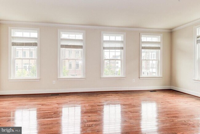 Building Photo - 7301 Trappe St