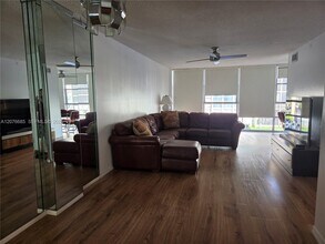 Building Photo - 501 Three Islands Boulevard