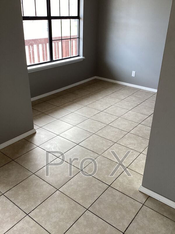 Foto del edificio - 1021 S St Louis Ave