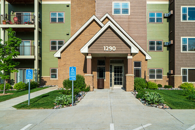 Building Photo - Arden Flats