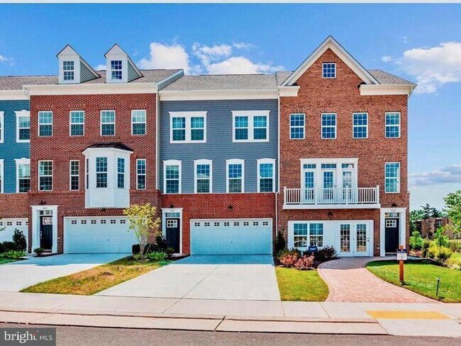 Building Photo - 7454 Wilmer Way