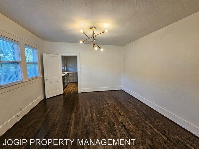 Foto del edificio - 3 br, 2 bath House - 732 N . Windomere Ave.