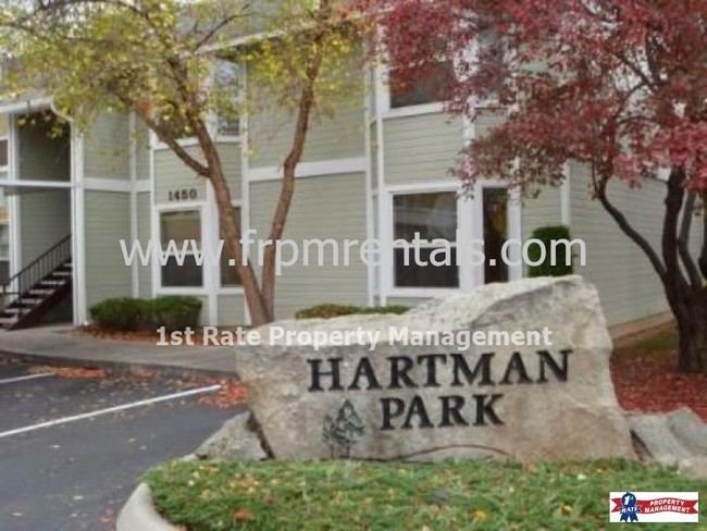 Building Photo - 1492 N Hartman St