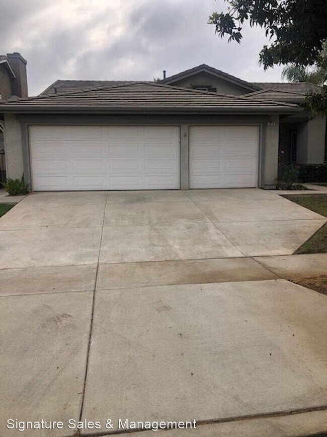 Building Photo - 3 br, 2 bath House - 1226 Dunsmuir Circle