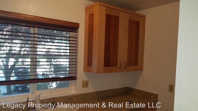 Building Photo - 500 Santa Alicia Dr