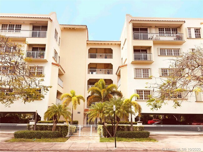 Foto del edificio - 37 Majorca Ave