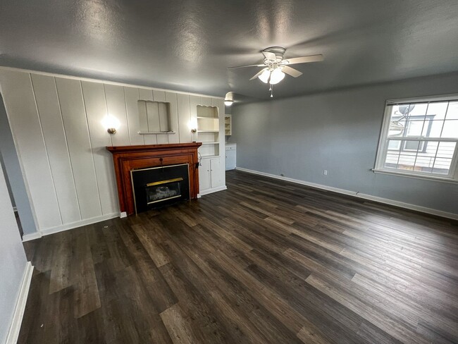 Foto del edificio - 396 23rd St NE
