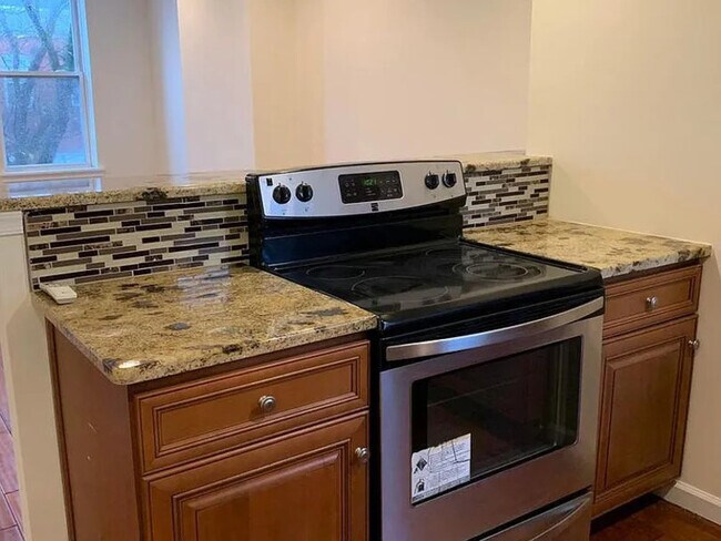 Foto del edificio - 1105 E Snyder Ave