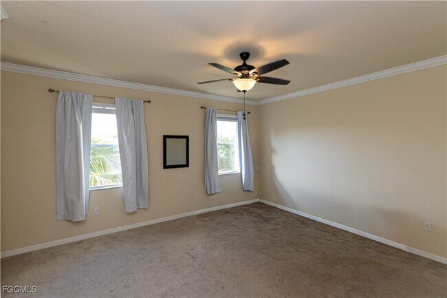 Foto del edificio - 8880 Via Isola Court