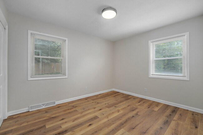 Foto del edificio - 530 S Weller Ave