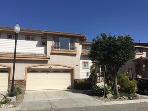 Building Photo - 1743 Watercrest Way