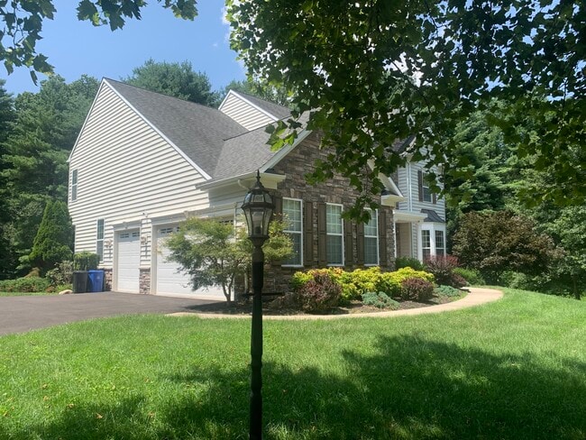 Building Photo - 9804 Anvil Ct