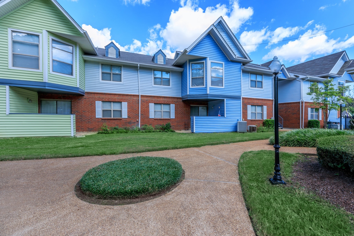 The Park at Paisley Apartments in Memphis, TN