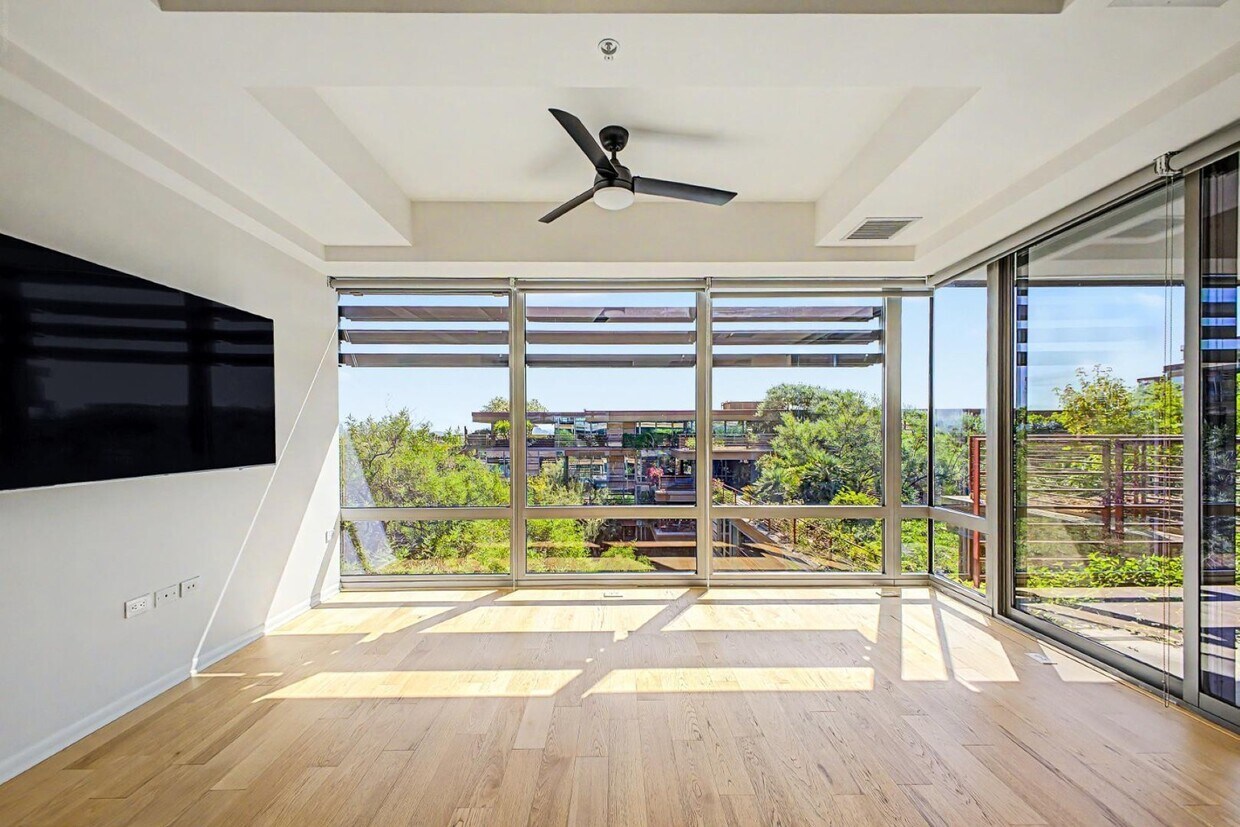 Photo - 7151 E Rancho Vista Dr (Scottsdale, AZ)