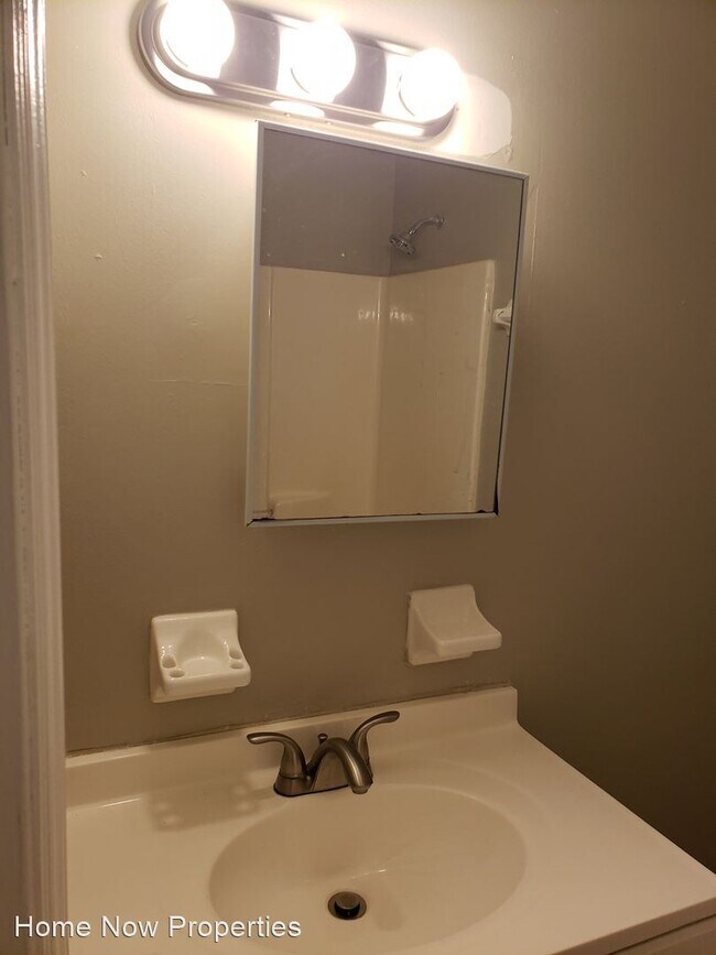 Foto del edificio - 3 br, 2.5 bath House - 1075 Thornwoode Lane