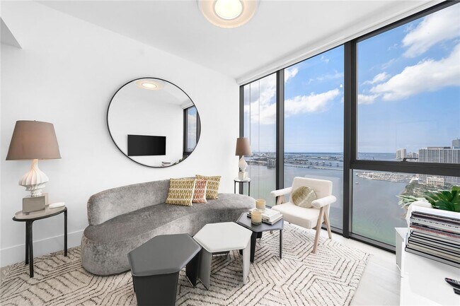 Foto del edificio - 788 NE 23rd St