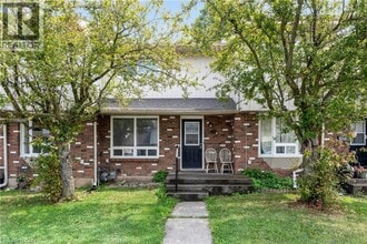 Building Photo - 100 Brownleigh Ave