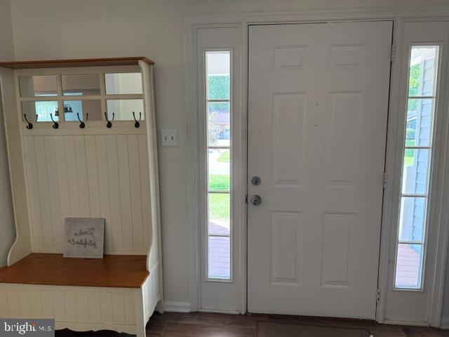 Building Photo - 3505 Fox Ridge Rd