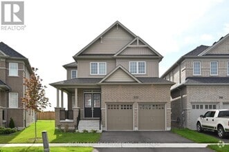 Building Photo - 777 Gilmour Cres