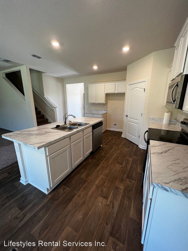Building Photo - 5 br, 3 bath House - 611 Morgans Treasure ...