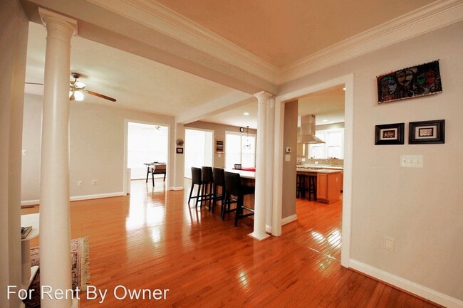 Building Photo - 7608 Brittany Parc Ct