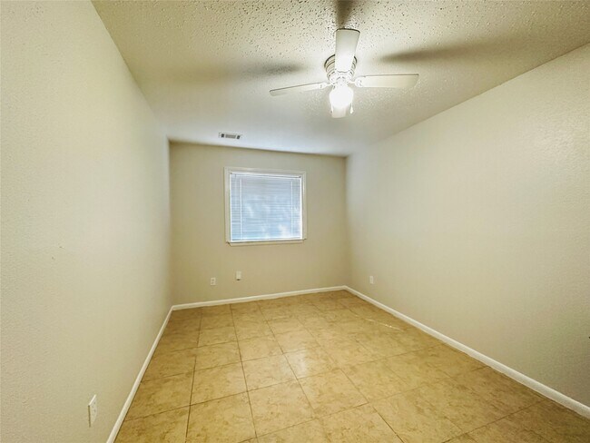 Foto del edificio - 12315 Dapple Ln