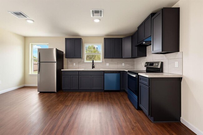 Building Photo - 14704 O Hara Dr