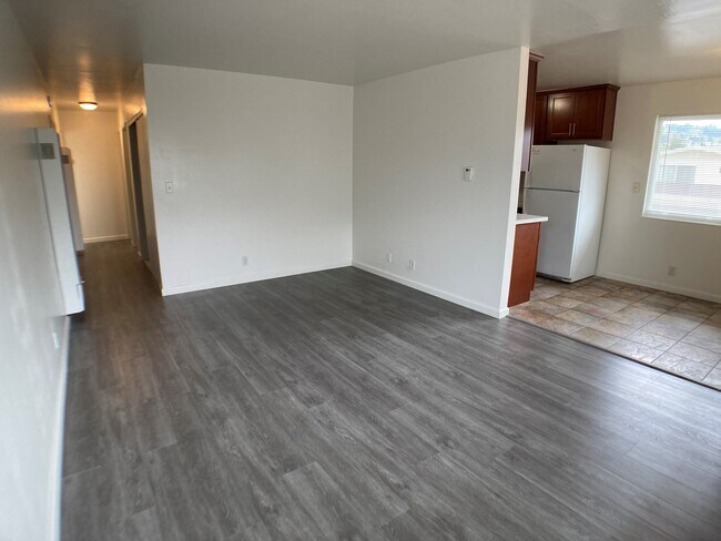 Building Photo - 3233 Santa Clara Ave