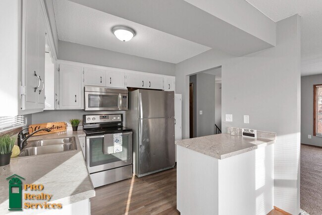 Foto del edificio - 3 Bedroom House in Oakdale