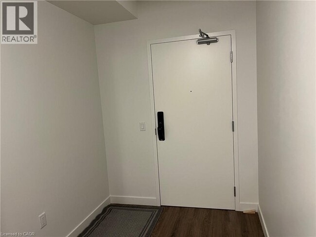 Photo du bâtiment - 461 Green Rd