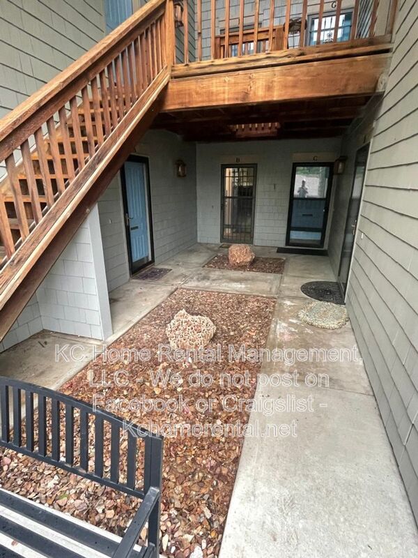 Foto del edificio - 12013 W 58th Pl