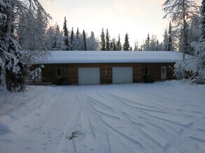 Building Photo - 4619 Lauesen Ave