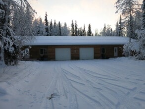Building Photo - 4619 Lauesen Ave