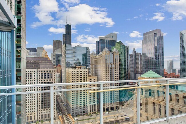 Foto del edificio - 167 W Kinzie St