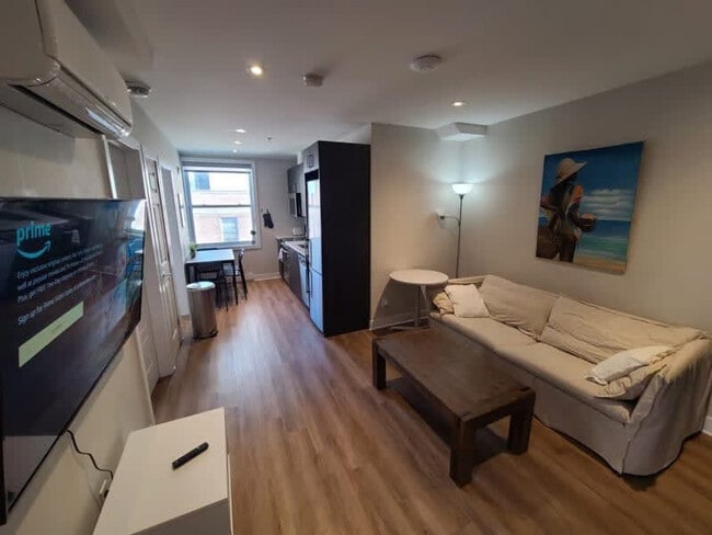 Building Photo - 2205 Rue St Marc