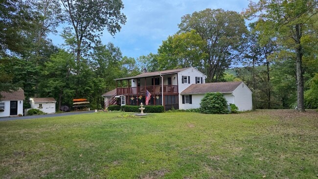 Building Photo - 6 Whitney Dr