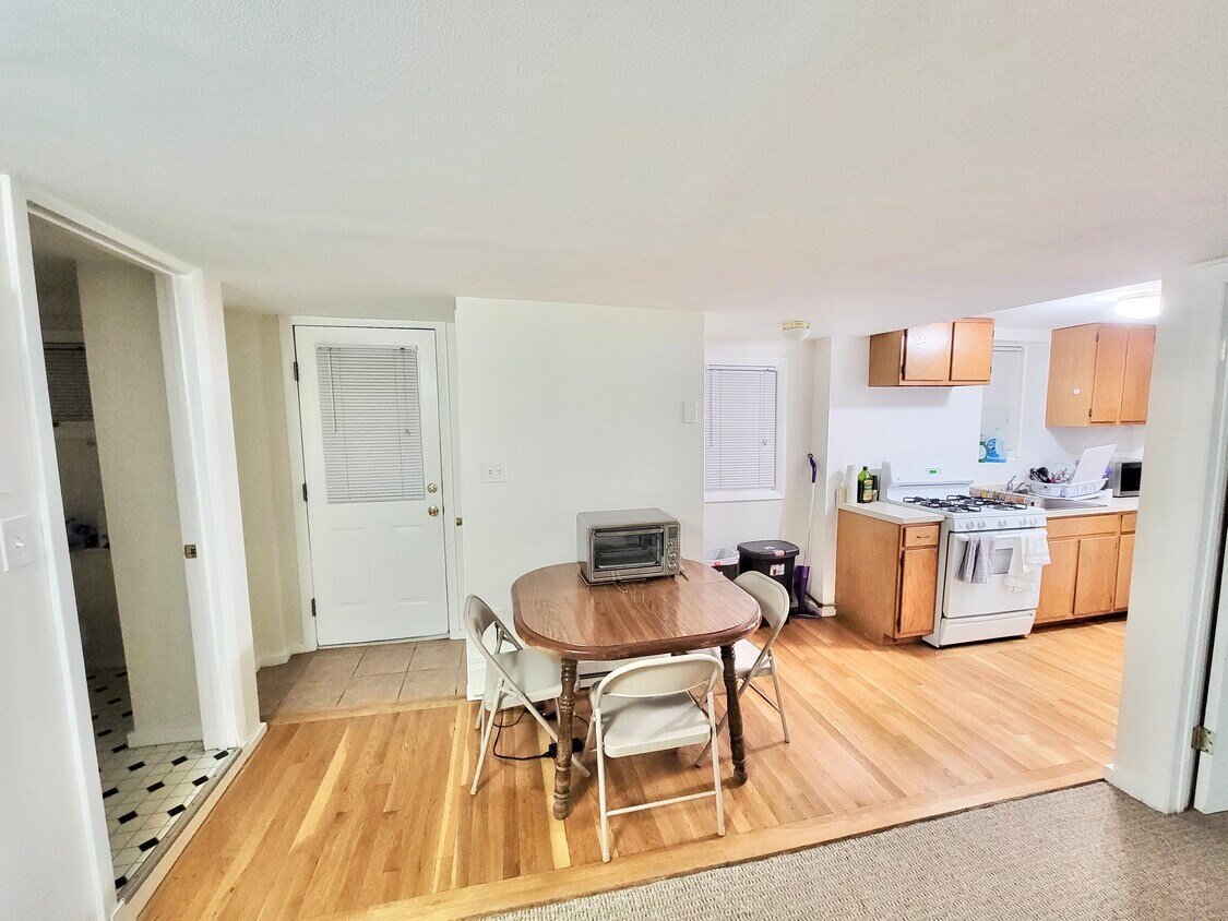 1494 Concord St Unit 3, Framingham, MA 01701 Condo for Rent in Framingham, MA